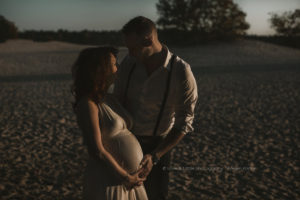 Zwangerschapsfotografie Wamel - Love & Little fotografie - newborn & geboortefotograaf