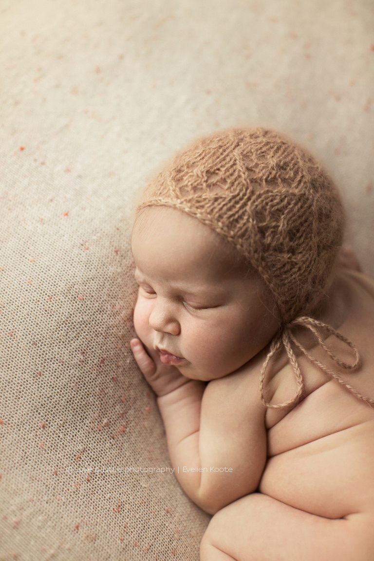 Newborn fotografie Hilversum - newborn en geboortefotografie