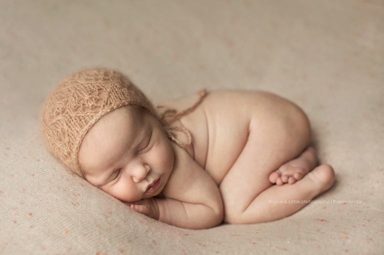 Newborn fotografie Hilversum - newborn en geboortefotografie