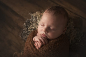 Newborn fotografie Rossum - Love & Little geboortefotografie - geboortefotograaf
