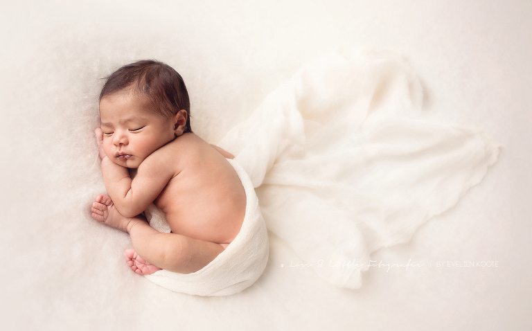 Newborn fotografie Tilburg - Love & Little fotografie - Evelien Koote