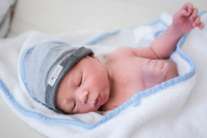 Geboortefotograaf Wijchen - Love & Little geboortefotografie - Evelien Koote